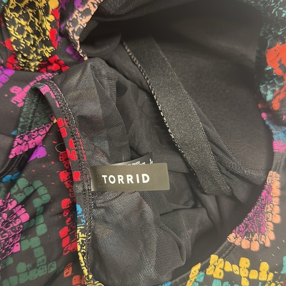 Torrid One 1 Piece Swim Suit High Neck Shimmer Snake Skin Print Plus Size 4X - Picture 9 of 11